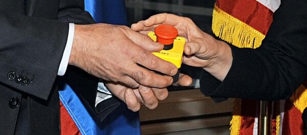 „Дугме за ресетовање“ односа САД и Русије - Sputnik Србија