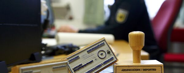 Печат за депортациону маркицу у Немачкој Печат за депортациону маркицу у Немачкој - Sputnik Србија