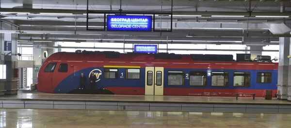 У функцији је осам колосека и пет перона, а на линији Београд-Нови Сад саобраћају нови „штадлерови“ возови. - Sputnik Србија