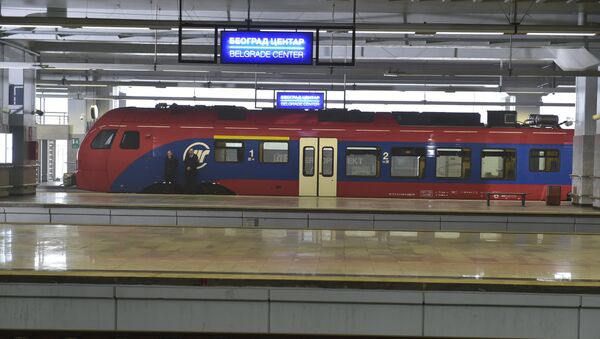 У функцији је осам колосека и пет перона, а на линији Београд-Нови Сад саобраћају нови „штадлерови“ возови. - Sputnik Србија