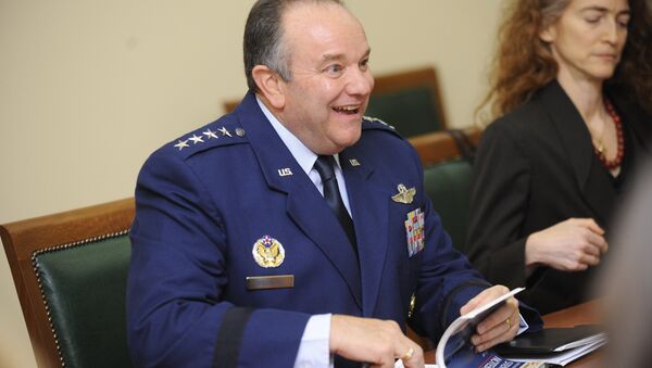 Komandant NATO snaga za Evropu Filip Bridlav - Sputnik Srbija
