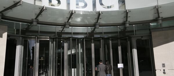 Судија Смит каже да је Би-Би-Си деценијама знао за злостављање деце и — ћутао Судија Смит каже да је Би-Би-Си деценијама знао за злостављање деце и — ћутао - Sputnik Србија