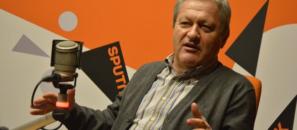 Dragan Velikić, književnik, dobitnik NIN-ove nagrade Dragan Velikić, književnik, dobitnik NIN-ove nagrade - Sputnik Srbija