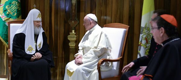 Susret patrijarha moskovskog i cele Rusije Kirila i rimskog pape Franje u Havani Susret patrijarha moskovskog i cele Rusije Kirila i rimskog pape Franje u Havani - Sputnik Srbija