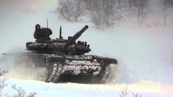 Тенк T-72Б3 - Sputnik Србија