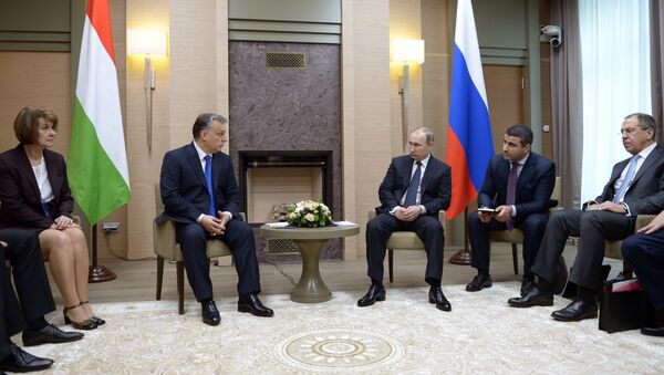 Председник Русије Владимир Путин и премијер Мађарске Виктор Орбан на састанку у Москви - Sputnik Србија
