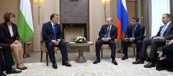 Председник Русије Владимир Путин и премијер Мађарске Виктор Орбан на састанку у Москви - Sputnik Србија