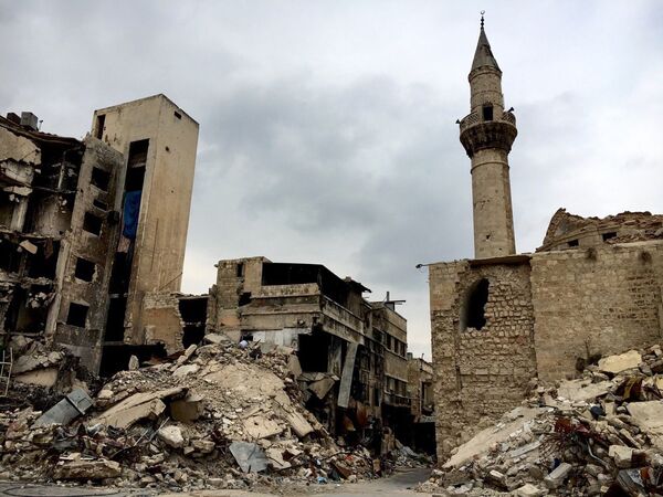 Drevni sirijski grad Alep u ruševinama - Sputnik Srbija