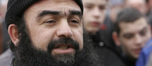 Имад ал-Хусин познатији као Абу Хамза у Зеници. Имад ал-Хусин познатији као Абу Хамза у Зеници. - Sputnik Србија