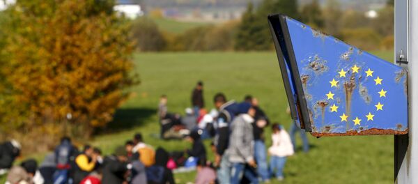 Избеглице из Сирије на аустријско-немачкој граници Избеглице из Сирије на аустријско-немачкој граници - Sputnik Србија