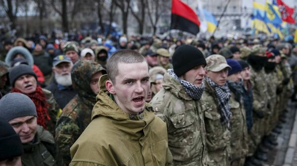 Ukrajinski nacionalisti na komemorativnom skupu na trgu Majdan u Kijevu - Sputnik Srbija