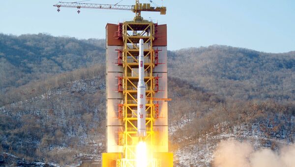 Лансирање севернокорејске ракете далеког домета - Sputnik Србија