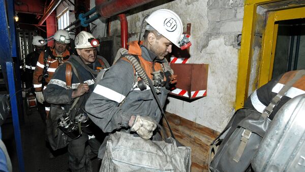 Радници у руднику угља Севернаја - Sputnik Србија