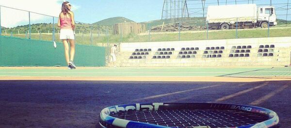 Marija Đorđević na teniskom terenu Marija Đorđević na teniskom terenu - Sputnik Srbija