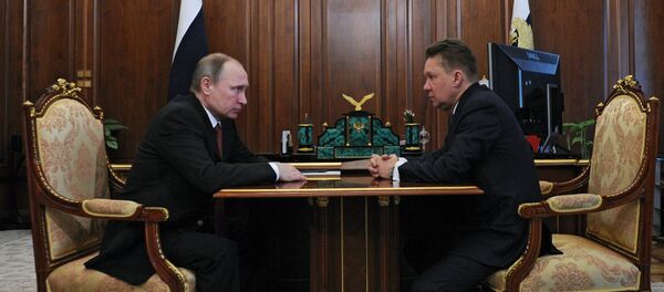 Predsednik Rusije Vladimir Putin i direktor Gasproma Aleksej Miler - Sputnik Srbija