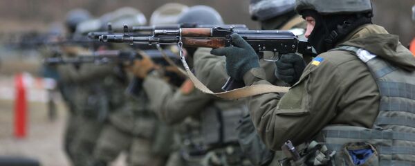 Обука украјинских војника према НАТО стандардима Обука украјинских војника према НАТО стандардима - Sputnik Србија