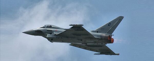 Jurofajter tajfun - Sputnik Srbija