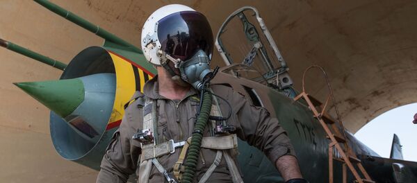 Сиријска ваздухопловне снаге у војној бази у провинцији Хомс Сиријска ваздухопловне снаге у војној бази у провинцији Хомс - Sputnik Србија