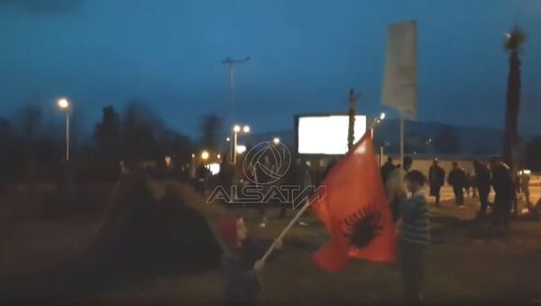 Skoplje, protest protiv dizanja krsta - Sputnik Srbija
