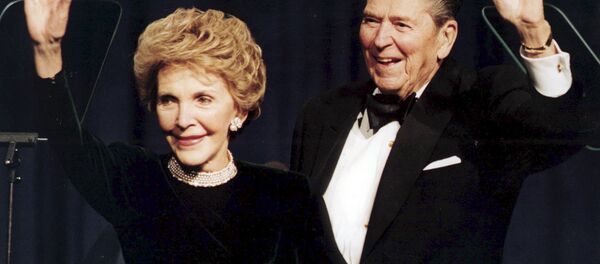 Nensi i Ronald Regan - Sputnik Srbija