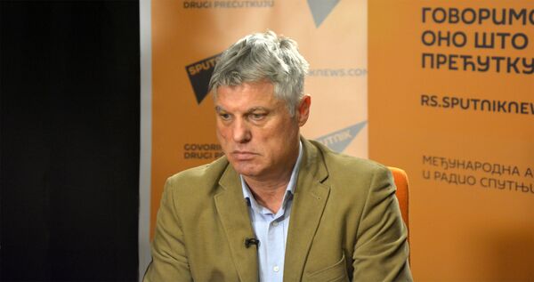 Miroslav Lazanski: U borbi protiv terorizma Rusija je bila u prvom redu dok su oni glumili napade na terorističku Islamsku državu i za godinu i po - dve praktično nisu ništa uradili Miroslav Lazanski: U borbi protiv terorizma Rusija je bila u prvom redu dok su oni glumili napade na terorističku Islamsku državu i za godinu i po - dve praktično nisu ništa uradili - Sputnik Srbija
