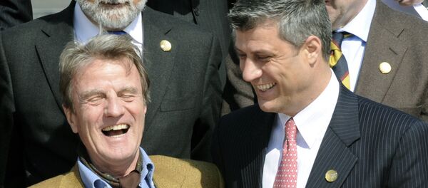 Бернар Кушнер и Хашим Тачи - Sputnik Србија