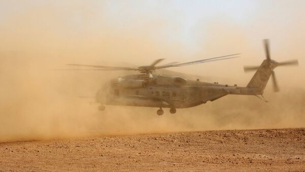 Američki helikopter CH-53E u pustinji u Džibutiju - Sputnik Srbija