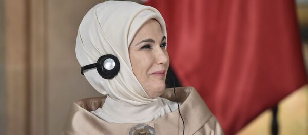 Емина Ердоган Емина Ердоган - Sputnik Србија