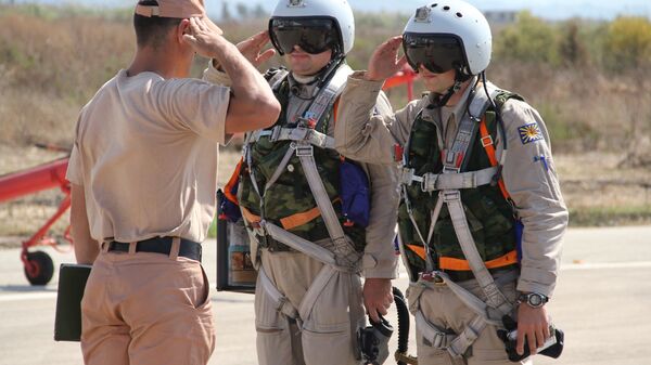Руски пилоти у авио-бази Хмејмим у Сирији - Sputnik Србија