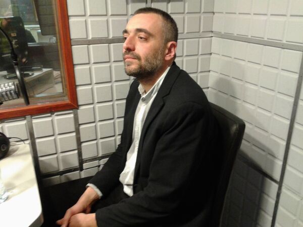 Учесник демонстрација 1996. и 1997. године и маркетиншки стручњак Здравко Јанковић - Sputnik Србија