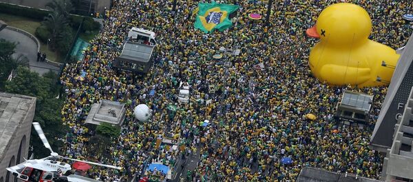 Демонстрације у Сао Паолу, са захтевом за опозив председнице Бразила Дилме Русеф - Sputnik Србија