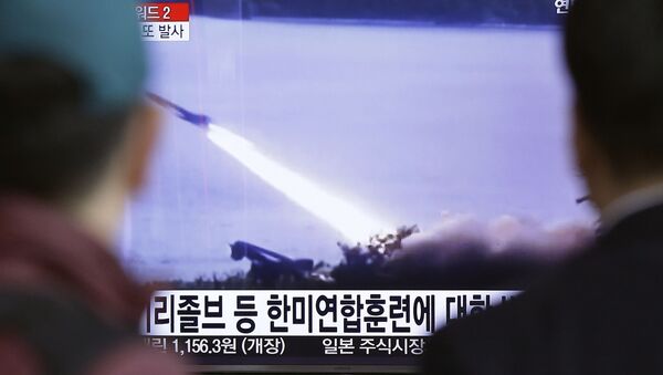 Reportaža južnokorejskih medija o lansiranju balističke rakete Severne Koreje - Sputnik Srbija