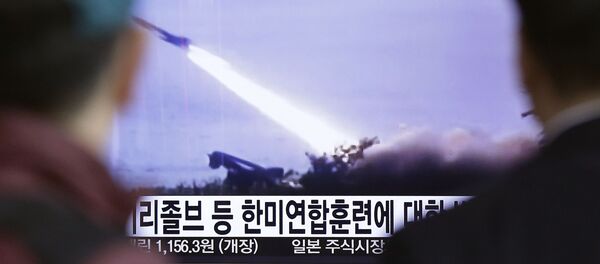 Репортажа јужнокорејских медија о лансирању балистичке ракете Северне Кореје - Sputnik Србија