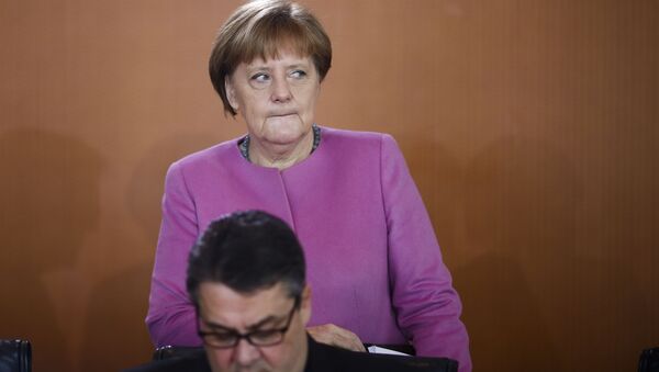 Kancelarka Nemačke Angela Merkel i vicekancelar i ministar ekonomije Zigmar Gabrijel - Sputnik Srbija