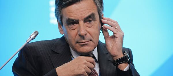 бивши француски премијер Франсоа Фијон - Sputnik Србија