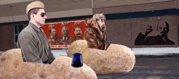 Овако се пије вотка! Овако! Овако! Овако се пије вотка! Овако! Овако! - Sputnik Србија