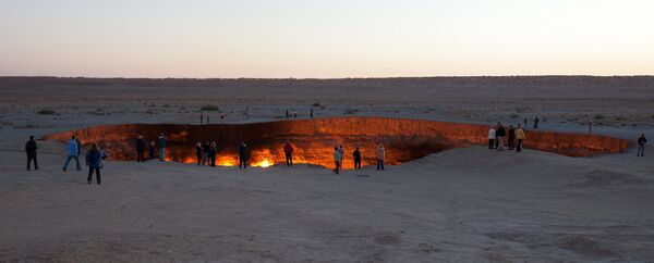 Vrata pakla u Darvaziju u Turkmenistanu Vrata pakla u Darvaziju u Turkmenistanu - Sputnik Srbija