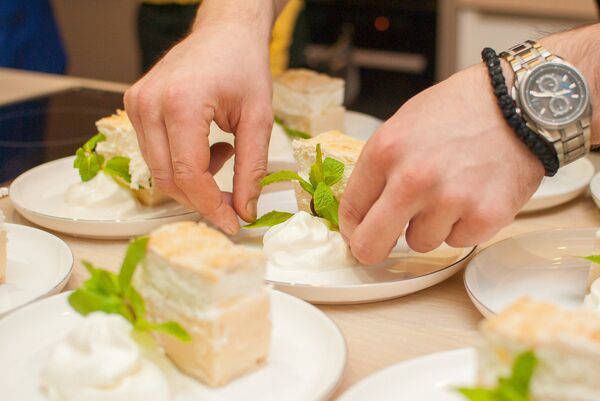 Priprema krempite  - Sputnik Srbija