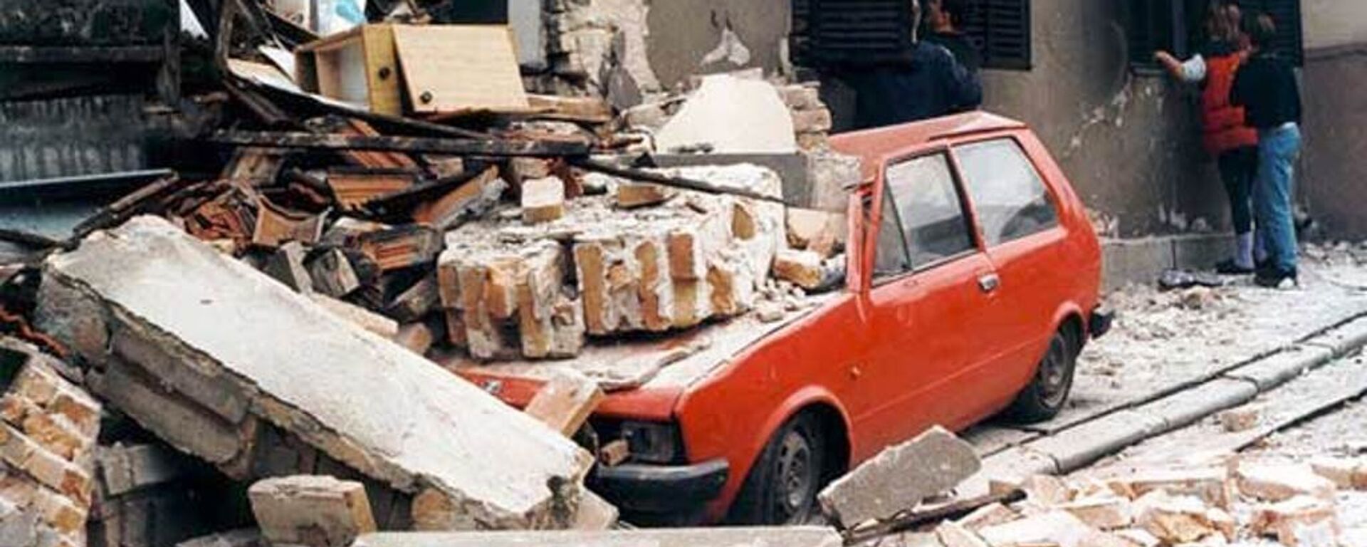 Улица Београда након налета засипања бомбама НАТО-а 1999. године - Sputnik Србија, 1920, 23.03.2019