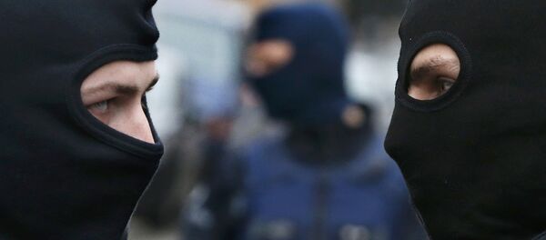 Specijalne snage belgijske policije u naselju Molanbek - Sputnik Srbija