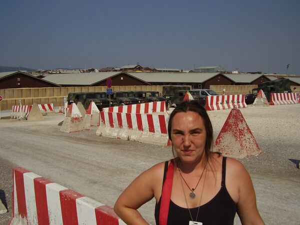 Новинарка Спутњика Бранкица Ристић приликом посете Бондстилу - Sputnik Србија