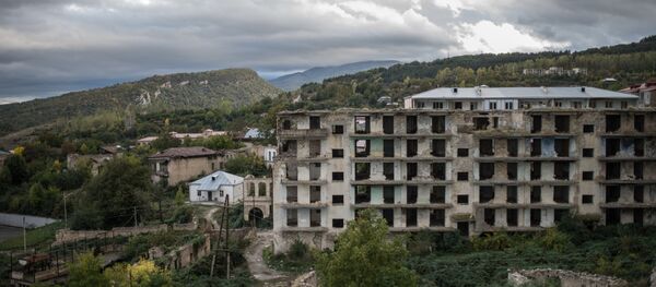 Кућа уништена током рата у граду Суша (Shusha) самопроглашене Нагорно-Карабакх Републике Кућа уништена током рата у граду Суша (Shusha) самопроглашене Нагорно-Карабакх Републике - Sputnik Србија
