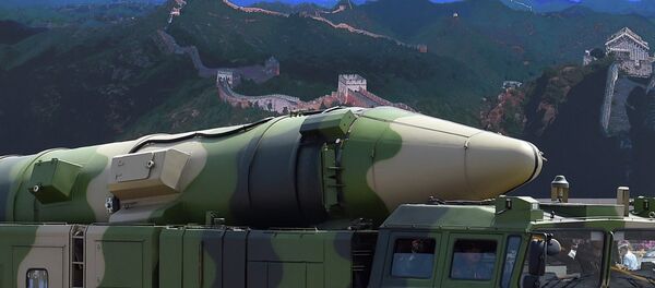 Кинеска интерконтинентална ракета „дунгфен 41“ - Sputnik Србија