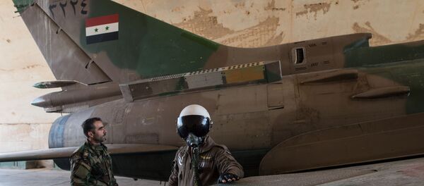 Сиријски авион Су-22 - Sputnik Србија