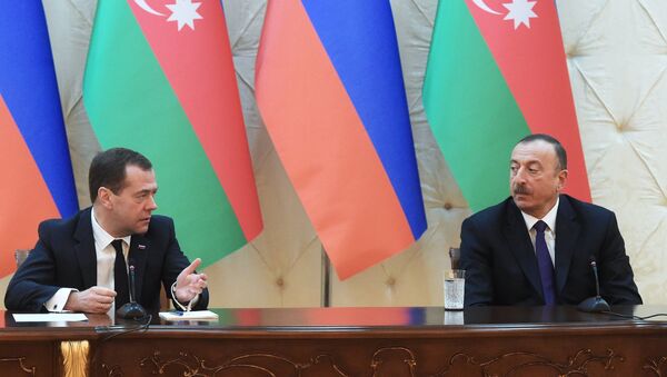 Премијер Русије Дмитриј Медведев и председник Азербејџана Илхам Алијев - Sputnik Србија
