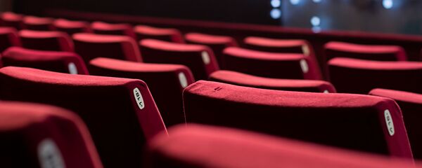 Prazna bioskopska sala - Sputnik Srbija