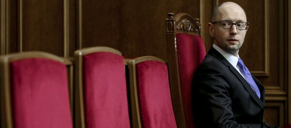 Arsenij Jacenjuk u Vrhovnoj radi Ukrajine Arsenij Jacenjuk u Vrhovnoj radi Ukrajine - Sputnik Srbija