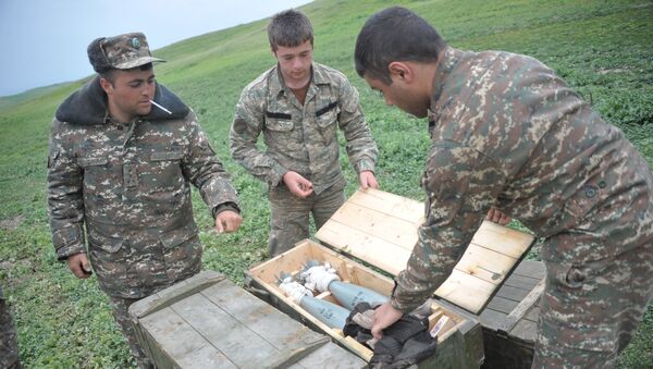 Pripadnici karabaške vojske na pozicijama u zoni sukoba u Nagorno-Karabahu - Sputnik Srbija