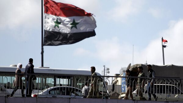 Sirijska zastava se vijori u Damasku - Sputnik Srbija
