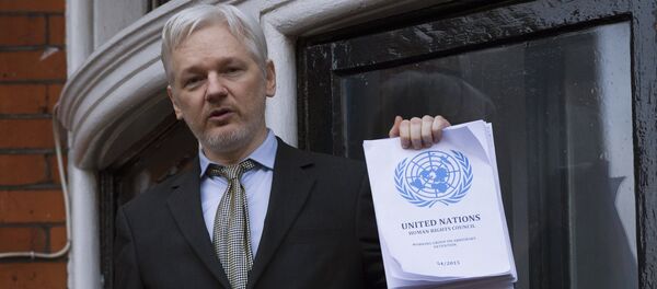 Оснивач Викиликса Џулијан Асанж Оснивач Викиликса Џулијан Асанж - Sputnik Србија